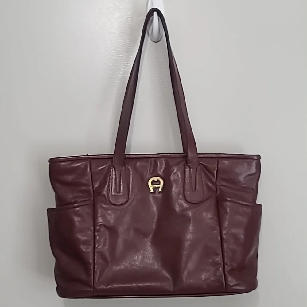 Etienne Aigner Vintage Brick Hobo Purse - Picture 1 of 10